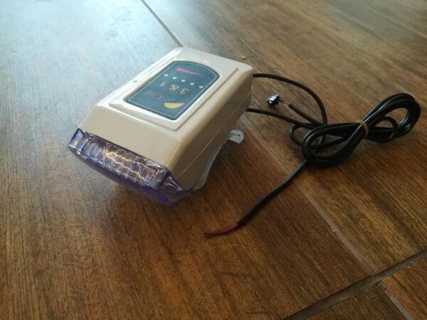 FANALE ANTERIORE 36v BICI ELETTRICA OLD - con led indizazione carica