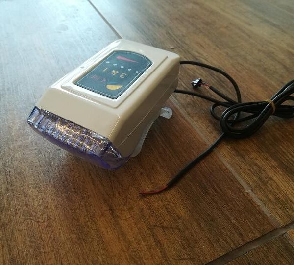 FANALE ANTERIORE 36v BICI ELETTRICA OLD - con led indizazione carica
