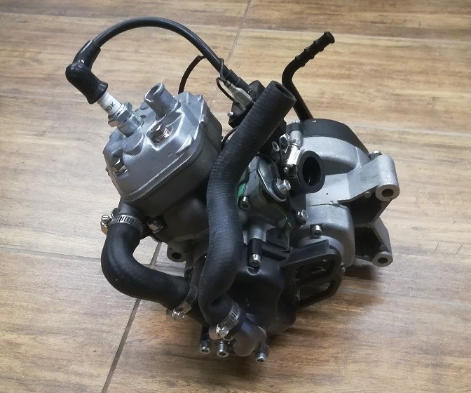 BLOCCO MOTORE COMPLETO MORINI 65cc TIPO KTM A LIQUIDO RAFFREDDAMENTO ACQUA
