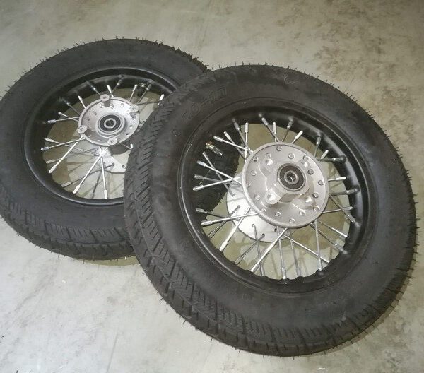 kit MOTARD CERCHI e GOMME 3.00X10 MINICROSS MORINI ANTERIORE E POSTERIORE pit bike