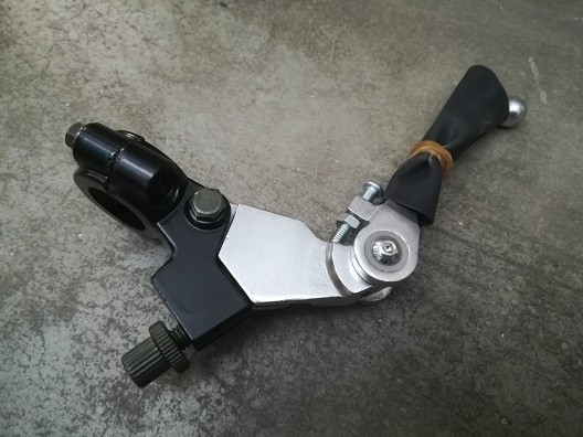 LEVA FRIZIONE COMPLETA DI SUPPORTO PIT BIKE KAYO F110 ANTIROTTURA REGOLABILE