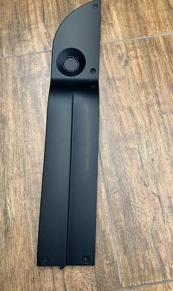 PLASTICA LATERALE PEDALI DESTRA NERA-SCOOTER ELETTRICO SKY II REVENGE