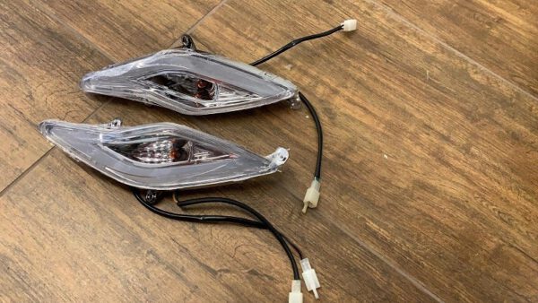1cp FRECCE TRASPARENTI FRECCIA DESTRA + SINISTRA LAMPADA FANALE- SKY II REVENGE 500W