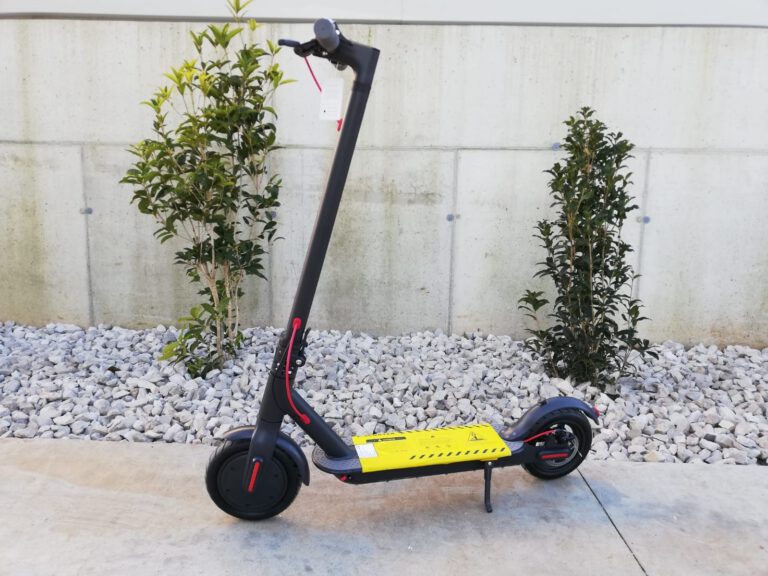 MONOPATTINO ELETTRICO XPRO 350W/500W 7.8AH 36v + OMAGGIO