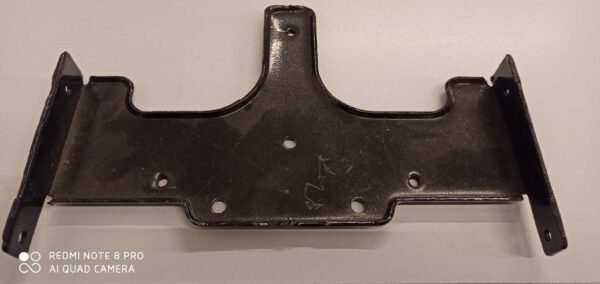 placca di ferro supporto bauletto scooter elettrico sky ii z-tech