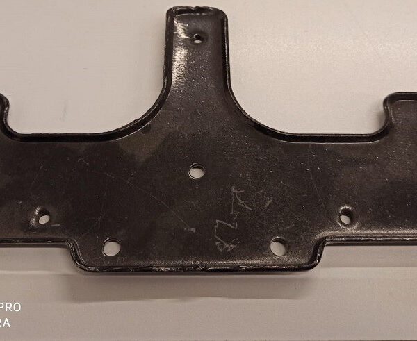 placca di ferro supporto bauletto scooter elettrico sky ii z-tech