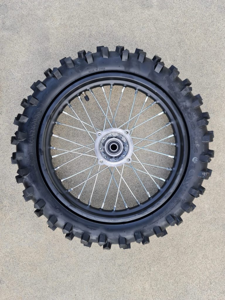 01pz GOMMA CERCHIATA 90/100-14 perno 15mm CERCHI GOMME cross PIT BIKE BSE MONSTER - CERCHIO COPERTONE