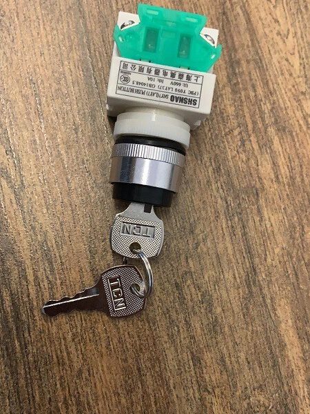 BLOCCHETTO CHIAVI PER SELEZIONARE LE 3 VELOCITA LIMITATORI HUMMER 1000W