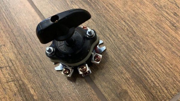 INTERRUTTORE DI MARCIA AVANTI E INDIETRO PER MINIQUAD HUMMER 1000W
