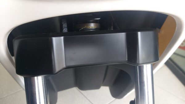 PLASTICA PROTEZIONE FORCELLE SUPERIORE SCOOTER SKY NEXT
