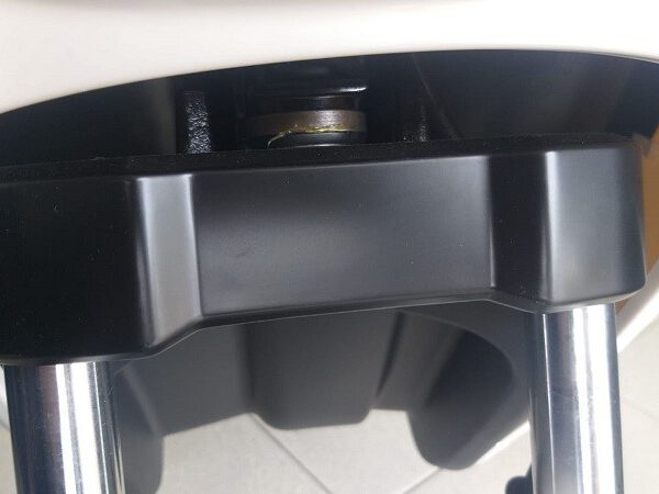 PLASTICA PROTEZIONE FORCELLE SUPERIORE SCOOTER SKY NEXT
