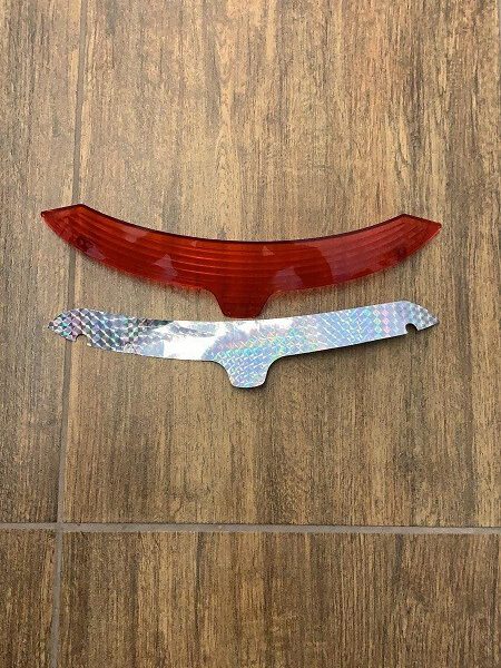 PLASTICA RIFLETTENTE ROSSA DEL BOX PORTAOGGETTI POSTERIORE - bici elettrica scooter sky II revenge