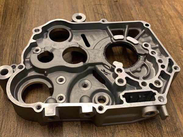 carter centrale destro per motore yx140 pit bike kayo