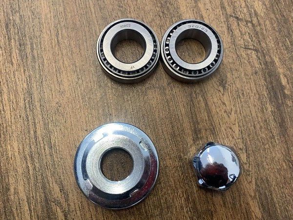 BULLONI CUSCINETTI SERIE STERZO MINICROSS MORINI COMPLETA CALOTTE GHIERA SFERE MANUBRIO MORINI CUSCINETTI D. INTERNO 22 E 23