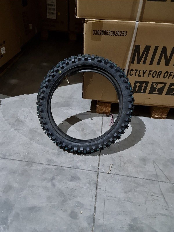 01pz GOMMA + CAMERA D'ARIA COPERTONE VECCHIA 70/100-14 ANTERIORE CROSS PIT BIKE 70 100 14
