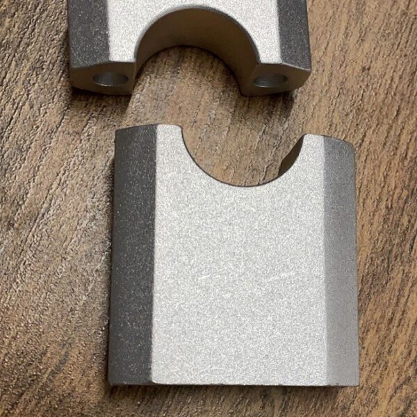 1pz RAISER SUPPORTI MANUBRIO 28mm PER CROSS KAYO K2 250cc