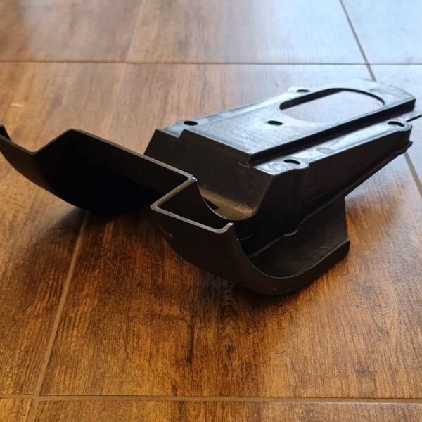 PLASTICA POSTERIORE DI PROTEZIONE DISCO FRENO E CORONA PER QUAD KAYO A200 A300 200cc 300cc