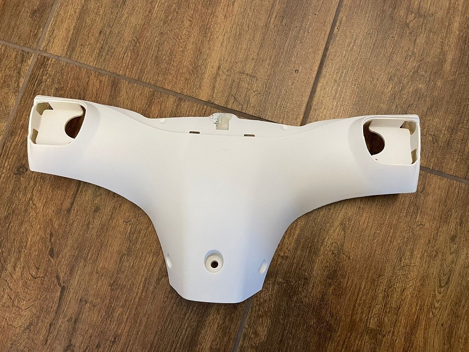 PLASTICA INTERNA MANUBRIO DIETRO FANALE SCOOTER SKY II REVENGE MODELLO DISPLAY DIGITAL