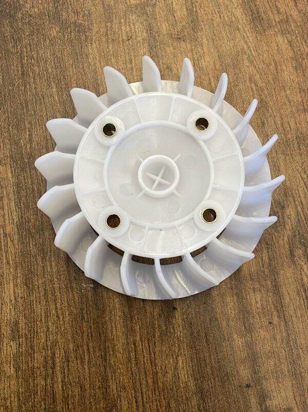 VENTOLA VENTOLINO IN PLASTICA RAFFREDAMENTO BLOCCO MOTORE GY6 QUAD KAYO AU180 180cc