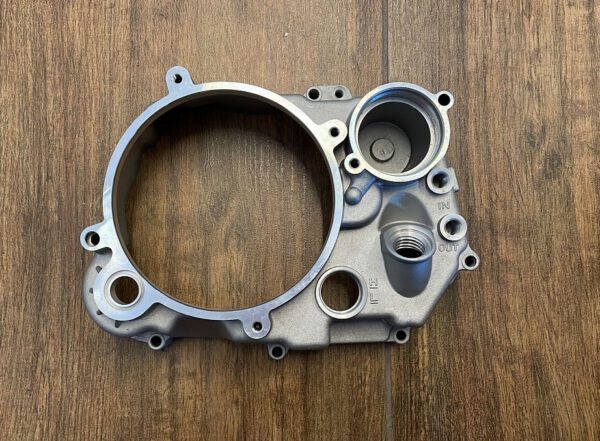 CARTER DESTRO ESTERNO MOTORE PIT BIKE YX160 TT160 TD160 160cc TT170 TT170R 170cc