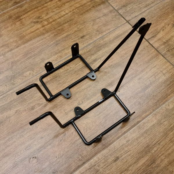 COPPIA SUPPORTO IN METALLO PLASTICHE POGGIAPIEDI CENTRALI PER QUAD KAYO AT110 AT125 110cc 125cc POGGIA PIEDI