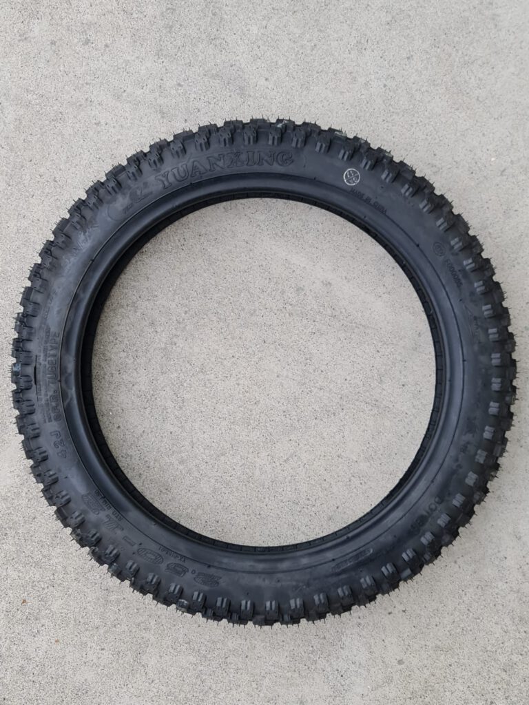 01Pz GOMMA MINICROSS 2.5X12 COPERTONE GOMME ANTERIORE 2,5X12