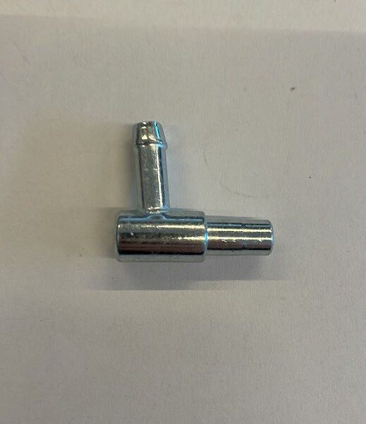 RACCORDO TUBO SFIATO OLIO FILTRO PER QUAD KAYO GY6 AU180 180cc