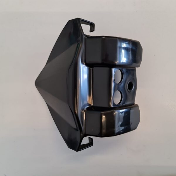 PLASTICA COPRI MANUBRIO CENTRALE PER DISPLAY MARCE QUAD 125 SPORT