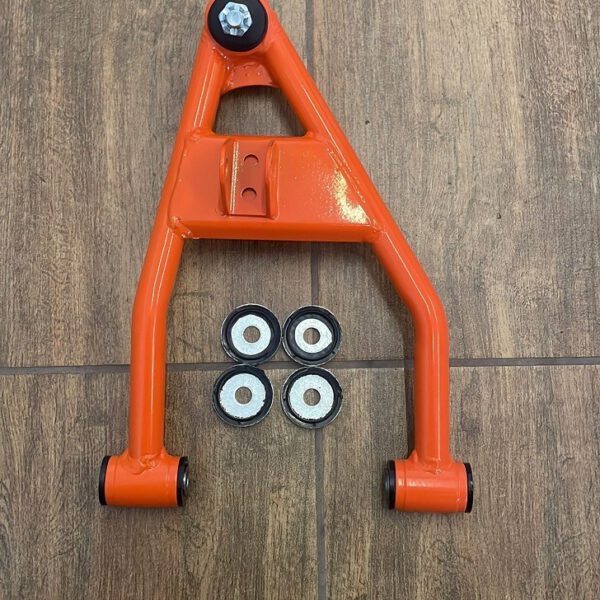 BRACCETTO INFERIORE TRAPEZIO SNODO DESTRO QUAD ATV KAYO AU110 AU125 110cc 125cc