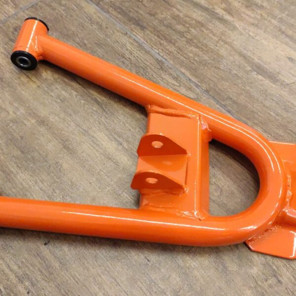 BRACCETTO QUAD ATV A200 INFERIORE DESTRO COMPLETO DI SNODO E BOCCOLE