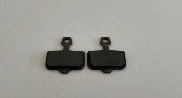 1 CP PASTIGLIE FRENO ANTERIORE POSTERIORE MINICROSS KAYO KMB EKMB 60cc