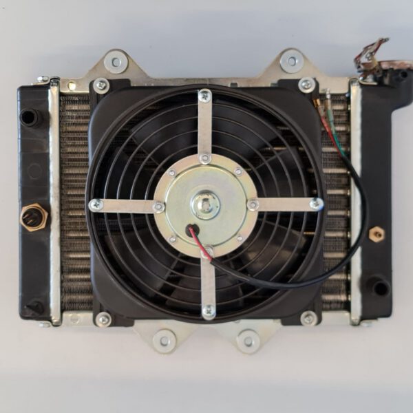 RADIATORE DI RAFFREDDAMENTO LIQUIDO CON VENTOLA INCORPORATA PER QUAD ATV 250CC