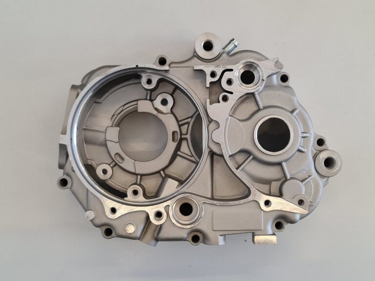CARTER SINISTRO LATO STATORE PER MOTORE YX125 125CC