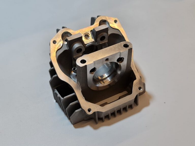 TESTA SENZA ACCESSORI PER MOTORE ZONGSHEN ZS190 190CC