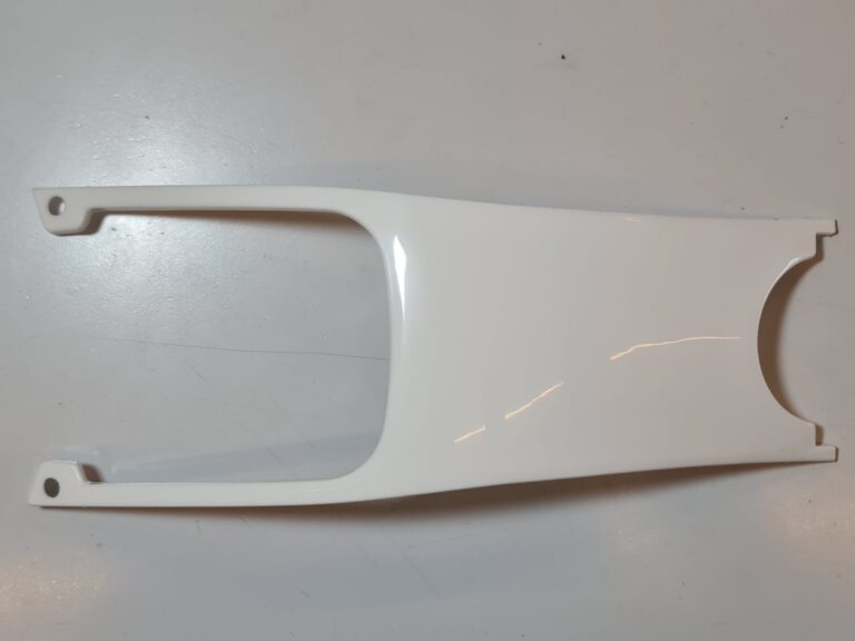 PLASTICA CENTRALE SOPRA SERBATOIO PER QUAD ATV KAYO A150 A180 150CC 180CC