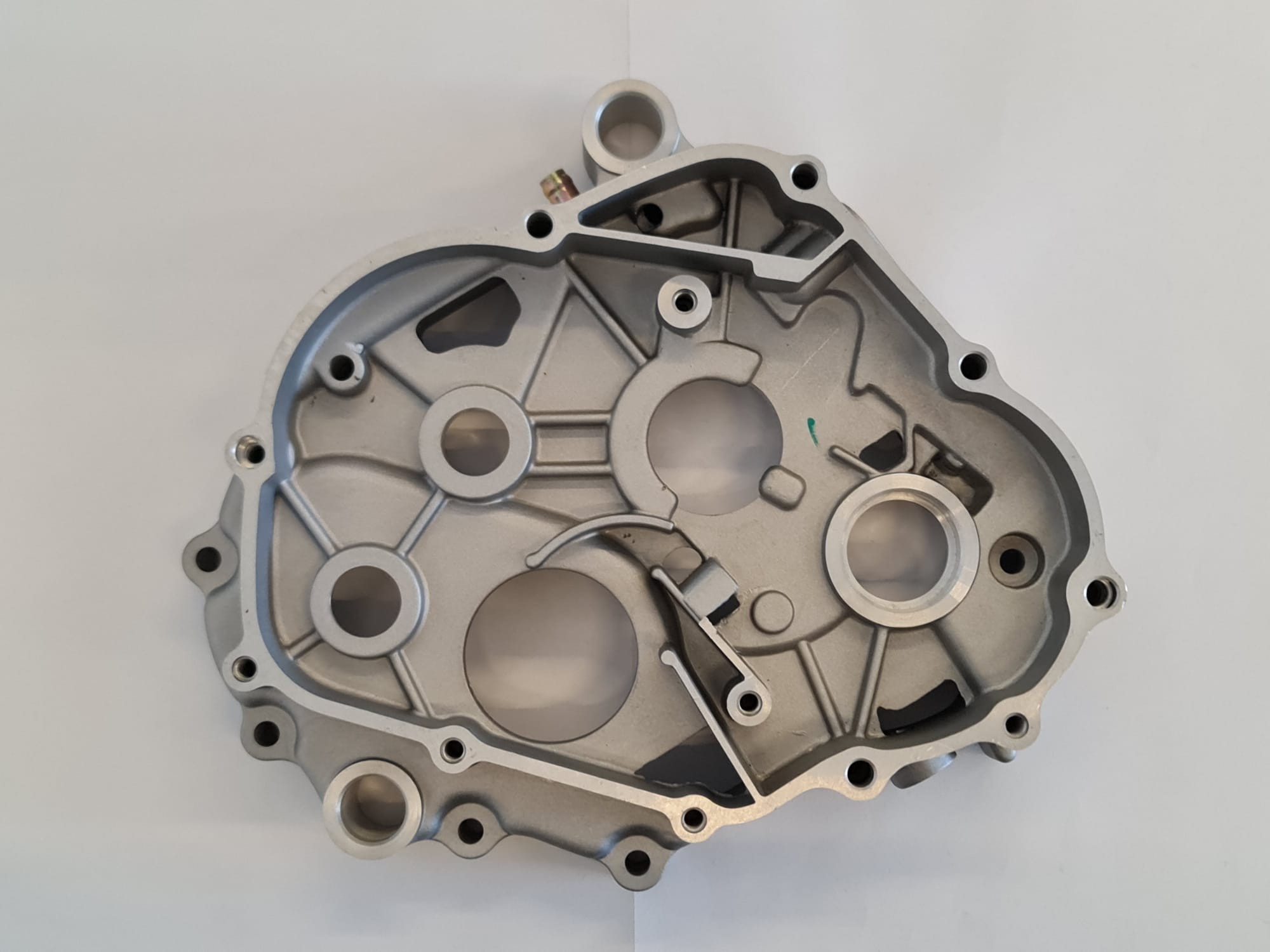 CARTER INTERNO DESTRO PER BLOCCO MOTORE ZL60 60CC