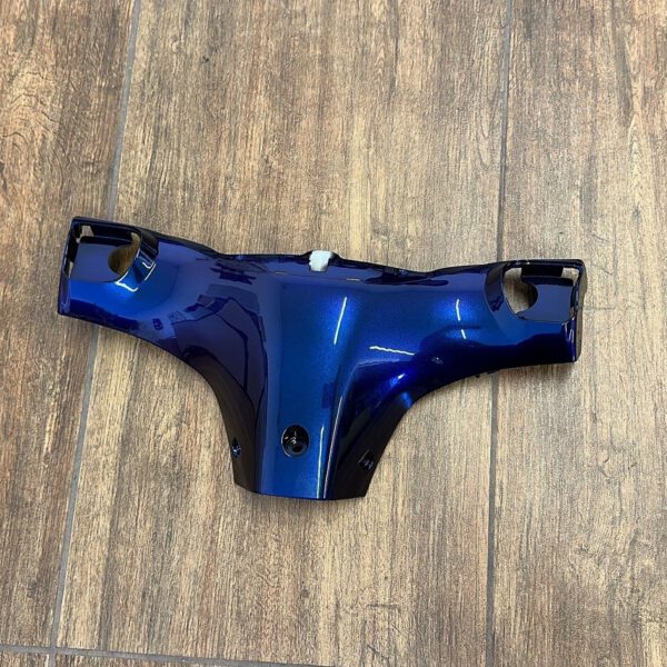 PLASTICA INTERNA LUCIDA MANUBRIO DIETRO FANALE SCOOTER SKY II REVENGE MODELLO DISPLAY DIGITAL