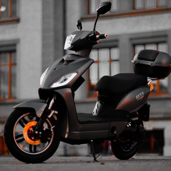 SCOOTER ELETTRICO SKY II REVENGE ruote 16 1000W OMOLOGATO