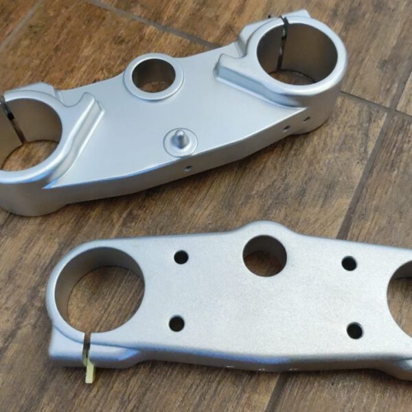 piastre inferiori e superiori manubrio KAYO cross T4