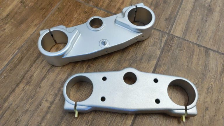 piastre inferiori e superiori manubrio KAYO cross T4