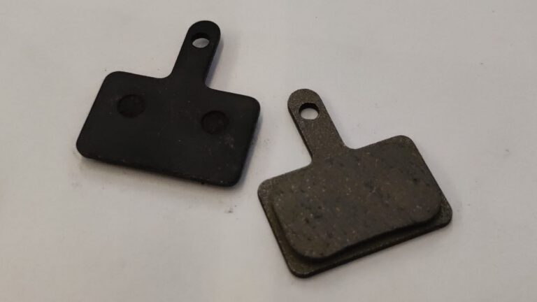 PASTIGLIE FRENI MINICROSS KMB PER PINZE IDRAULICHE