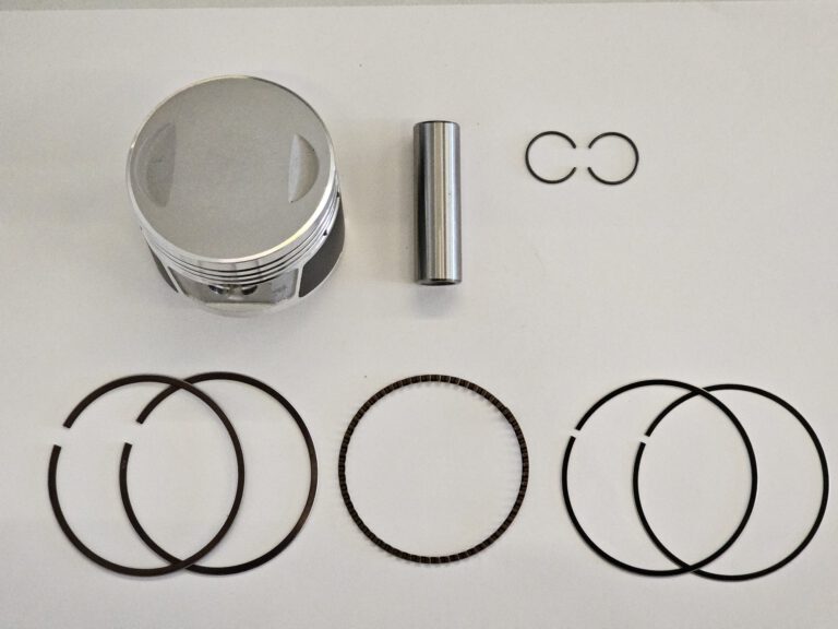 KIT PISTONE PER BLOCCO MOTORE CVT200 QUAD ATV KAYO AU200 200cc