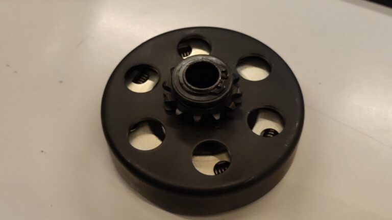 GRUPPO CAMPANA FRIZIONE PIGNONE BUGGY KAYO S70