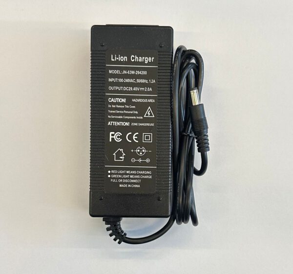 CARICA BATTERIE AL LITIO 24V 2.0AH