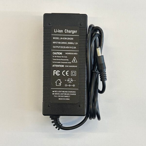 CARICA BATTERIE AL LITIO 24V 2.0AH