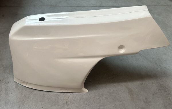 PLASTICA INFERIORE IN VETRORESINA PER MINIGP MR150 150cc