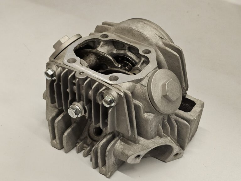 TESTA PER MOTORE QUAD ATV PIT BIKE 110cc 4 TEMPI COMPLETA ESCLUSI TAPPI