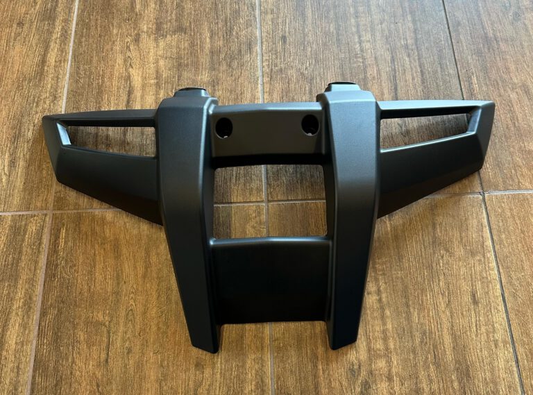 PLASTICA ANTERIORE PARACOLPI QUAD KAYO AU300 L7E T3b
