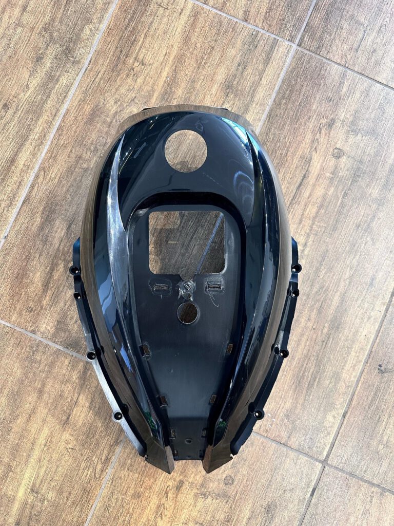 PLASTICA CENTRALE SERBATOIO PER QUAD RENEGADE 125 XXL