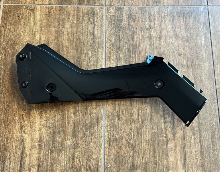 PLASTICA LATERALE CENTRALE DESTRA PER QUAD RENEGADE 125XXL 125cc